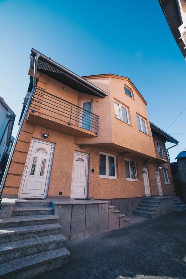 Boutique Luxury Apartments Крагуевац Екстериор снимка